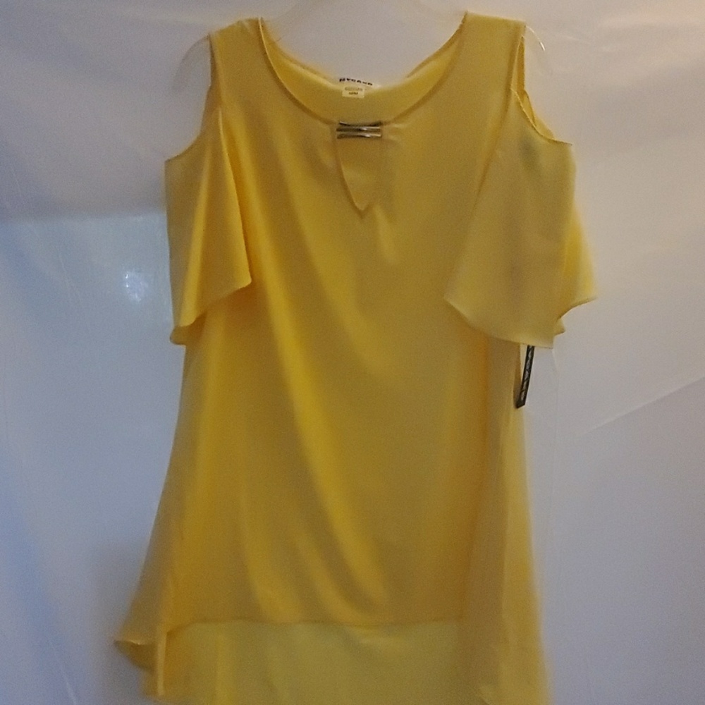 Cold shoulder shirt